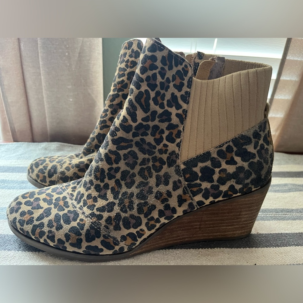 Toms Leopard Print Ankle Booties
